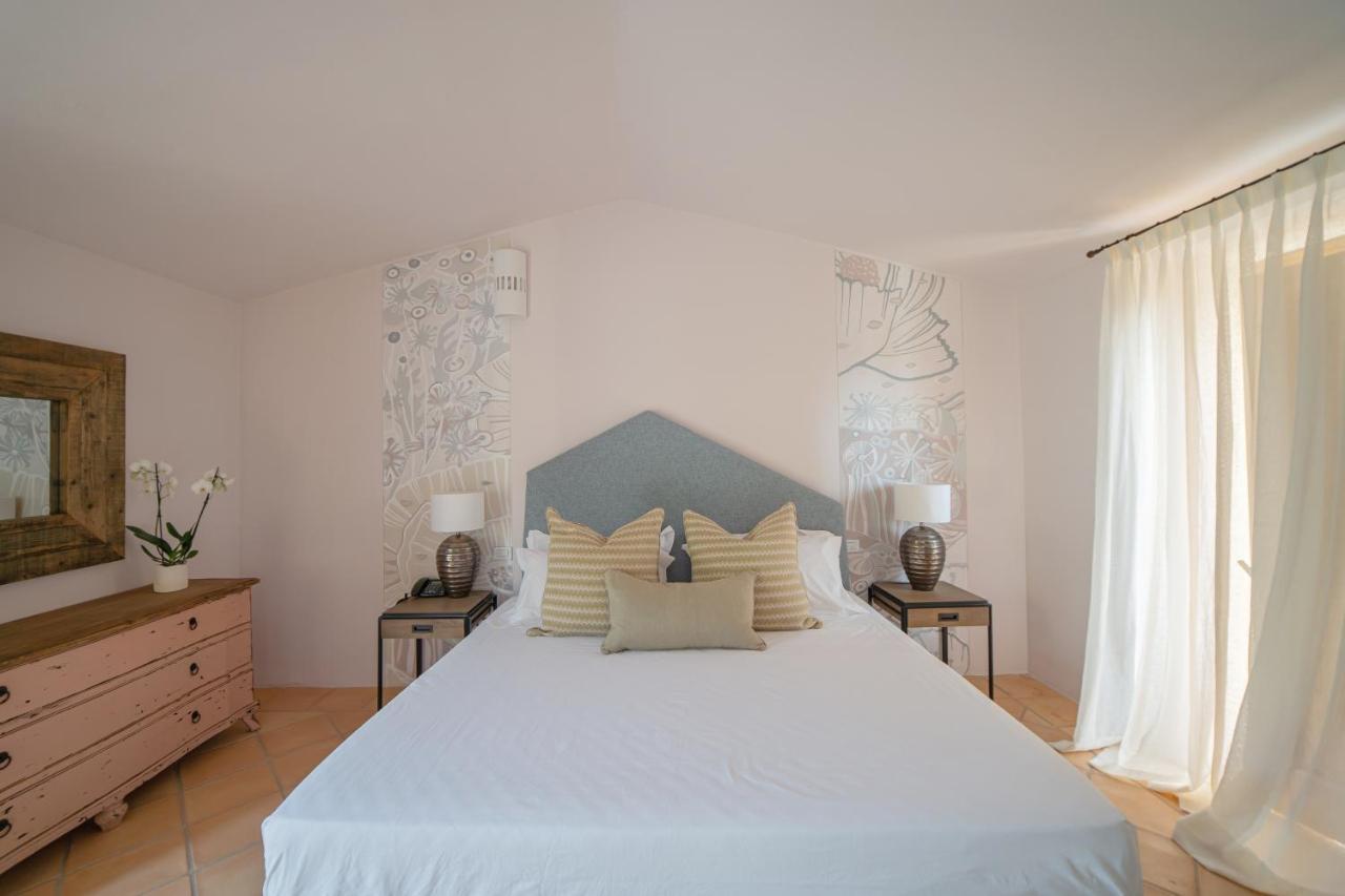 Hotel Borgo Smeraldo Arzachena Exterior photo