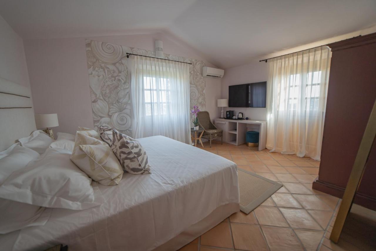 Hotel Borgo Smeraldo Arzachena Exterior photo